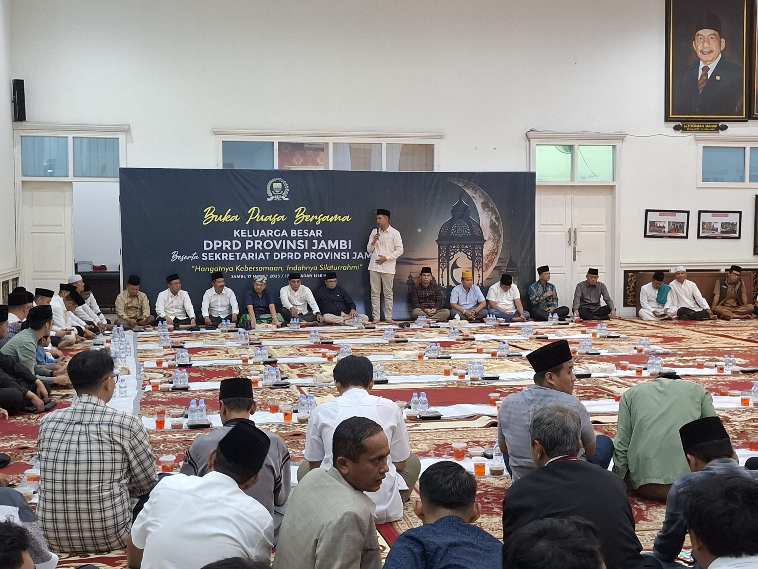 Hangatnya Kebersamaan, Indahnya Silaturahmi: Buka Bersama Keluarga Besar DPRD Provinsi Jambi