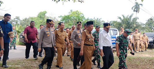 Bupati & Wakil Bupati Muaro Jambi Ikut Serta Bersama Wagub Giat Tanam Padi Serentak Se-Provinsi Jambi