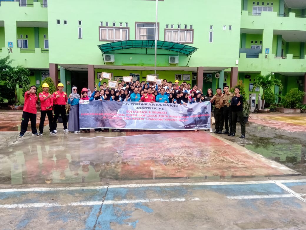 PT WKS Sosialisasi di SMA 1 Tanjab Barat Soal Pencegahan Karhutla